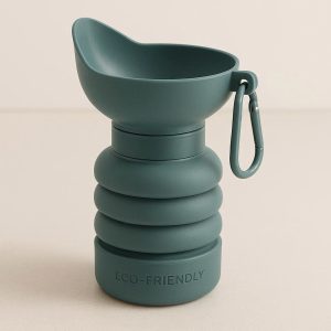 Collapsible Pet Drinking Bottle - Space-Saving & Eco-Friendly